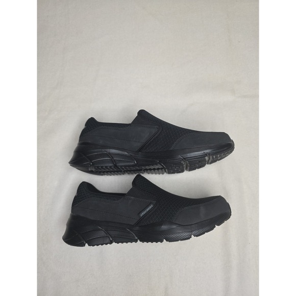 New Skechers Men's Relaxed Fit Equalizer Persisting 4.0 Slip-On Size 8.5 - Picture 2 of 6